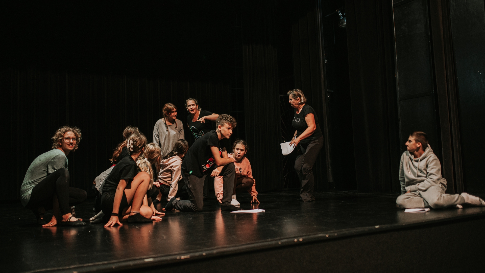 E.ART | JEDEN WIELKI TEATR
